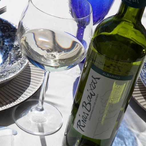 Representing the wine region of Rías Baixas from North West Spain here in the UK.