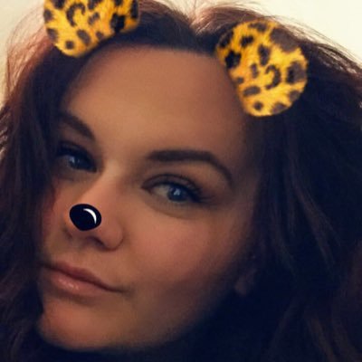 MrsAylLyn's profile picture. Wife to Mark, mum and step mum Megan, Rosie & Rhys, lover of films, tv, computer games, music & like the occasional night off with a beverage!