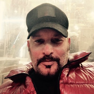 alfredoalbanes2's profile picture. photographe de mode et arts visuelles