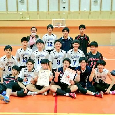 倶知安高校男子バレーボール部がついに登場。
個性の強い選手たちがたくさん。毎日楽しく真剣に部活に励んでいます。(※チーム公認のアカウントです)