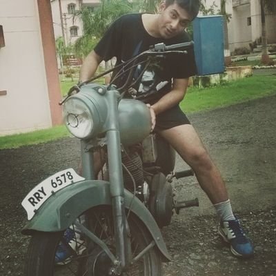 ai 'zauq' takalluf meñ hai taklīf sarāsar, ārām meñ hai vo jo takalluf nahīñ kartā.