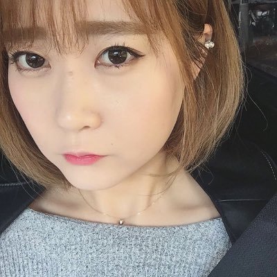 服👗と韓国🇰🇷が好き❤️日本のトレンドより、韓国人のファッションが好き👗💅💄自分が着たい服を着る😄韓国へ行って服を買うのが今年の目標💪宜しくお願いします♡