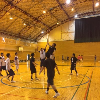 山梨大学男子バスケットボール部公式アカウントです。随時、選手、マネージャー共に募集しております!練習試合、練習参加、入部希望のお問い合わせや、何か気になることがございましたら、DM・リプライにて受け付けております。【関東リーグ】5部所属