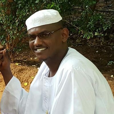 العلم حرب للفتي المتعالي كالسيل حرب للمكان العالي