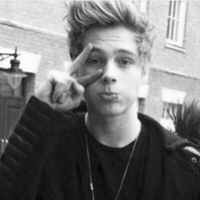 Adrienrpg's profile picture. 