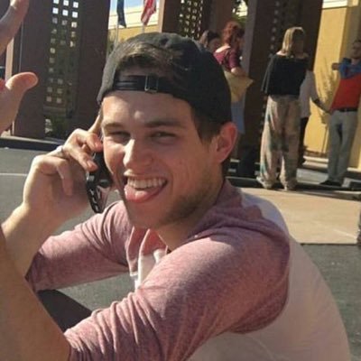 TOOLTiMEJESSEY's profile picture. 