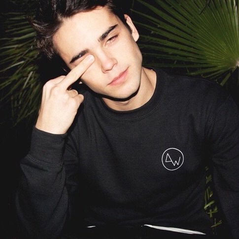 jupiter_astrol's profile picture. I would put something here, but I don't have a life so...