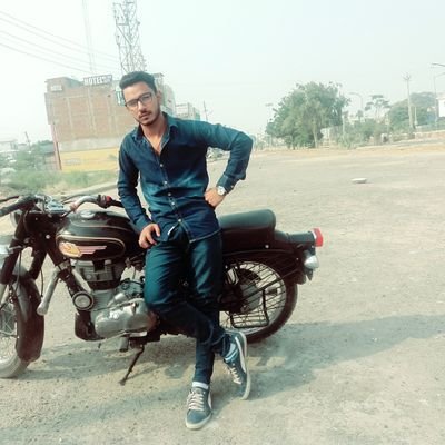 AnkurPa53774073's profile picture. lv u betu ....
ur my lyf...