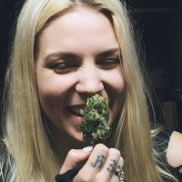 скайлар (@2000rfn) 's Twitter Profile