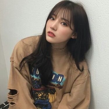 jeli_jennifer's profile picture. Sometimes, it's just hard to love someone that doesn't even know you.