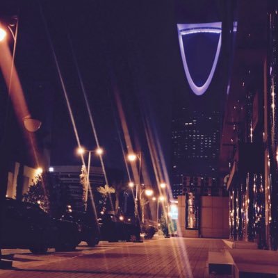 lbaniana's profile picture. مصممة ومهتمة في جميع مجالات التكنولوجيا والتصميم الجرافيكي ، قريباً ( موشن جرافيك ) , رسامة لشخصيات كارتونية 👏🏻.