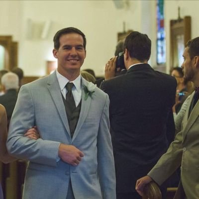 TheReelErwin's profile picture. Ice up, son.