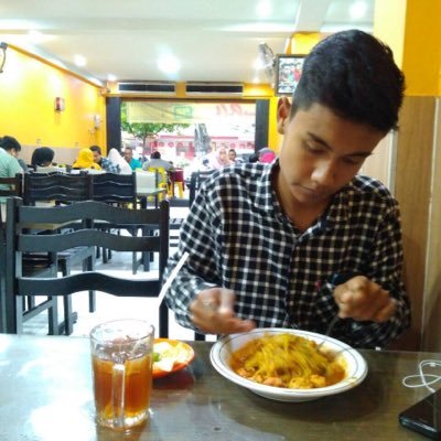 majusmansanyabahagiasiswanya. sudah saatnya kita bergerak demi nasib smansa yang lebih baik . insyaALLAH di bulan 12 nanti kita bergerak demi perubahan