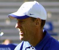 Ron Hudson offers individual quarterback instruction through his quarterback camp, Exact Quarterback.