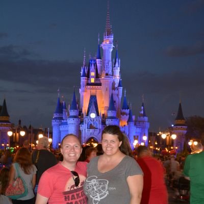 Living in Orlando, FL with his wife!  Loves Disney, WWE, anything space, and being green.