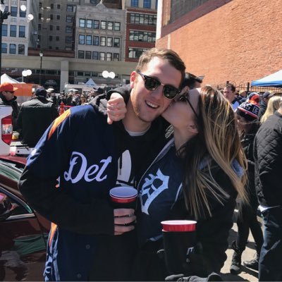drewglapa's profile picture. 