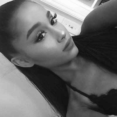 aquietchick's profile picture. 