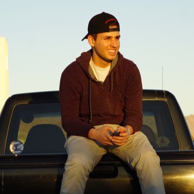 nickbeez_'s profile picture. 