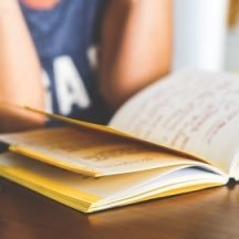 scoreup300's profile picture. 元々英語が苦手だった私がたった1ヶ月の勉強で300点台から550点を突破した勉強法をブログで紹介しています。この経験を生かして英語が苦手な方の相談に乗っています。