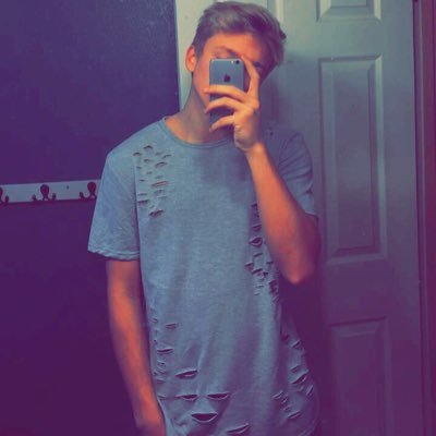 joss_feston's profile picture. 031917❤️