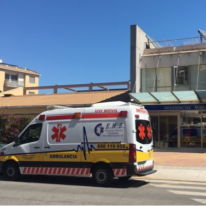 Servicios Médicos y Ambulancias para Eventos. Formacion Homologada y planes de cardioproteccion. Contacto: servicios@ambulancies.es