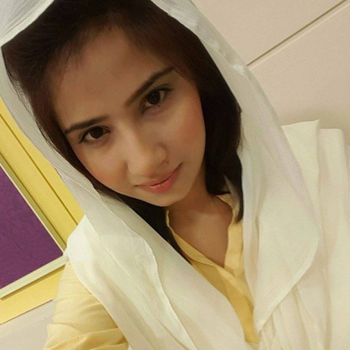 batoolansari672's profile picture. ہم اندھیری رات کے مسافر