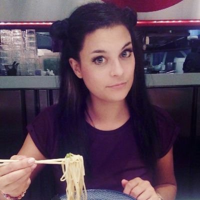 Hikaryblog's profile picture. Simplemente Una chica que habla de sus aficiones y de su apego a la cultura japonesa ^^