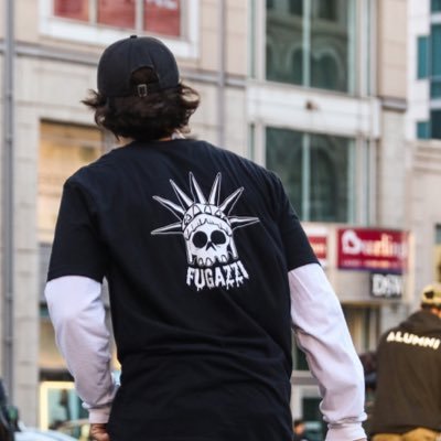 FugazziSkate's profile picture. Quality Clothing, Raw clips, And mischief, get down with it 👍🏼 Instagram : Fugazzi.ny