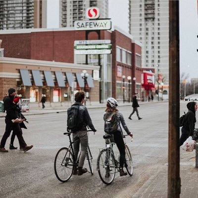 A bustling and vibrant neighbourhood in the ❤️ of Winnipeg. Voted the #1 greatest neighborhood in Canada! Tag us in your 📷 and use the hashtag #onlyinosborne