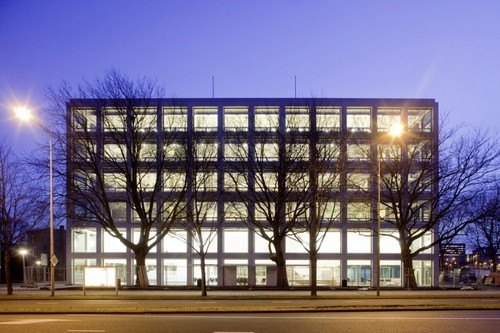 Zuideramstel's profile picture. Wife, Mother of 5, Proud American, and Conservative talk show host