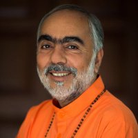 Swami Swaroopananda(@SwSwaroopananda) 's Twitter Profile Photo