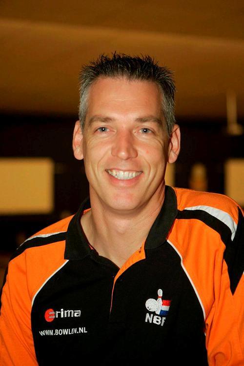 Mastercoach in Sports, bowling commentator on Eurosport NL, owner of Changing Experience, creative innovator on mental training.