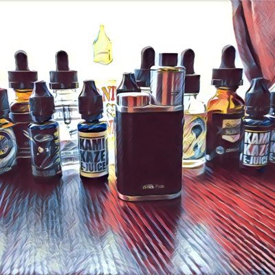 3年ぶりにVAPE再開。3年で驚くべき進化を遂げていて爆煙なのに美味しくてビックリ。おすすめのリキッドなど教えてください！VAPE仲間募集中です！無言フォロー失礼します。