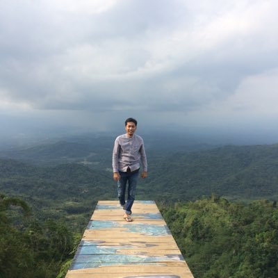 yulianto_1989's profile picture. Bekerja Sepenuh Hati,Banyakin Doa Kuatin Doa,Staf HRD Waroeng Group PayRoll