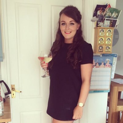 vickielharmer's profile picture. My life 🥂📸🐶👭🥂 #upthetics