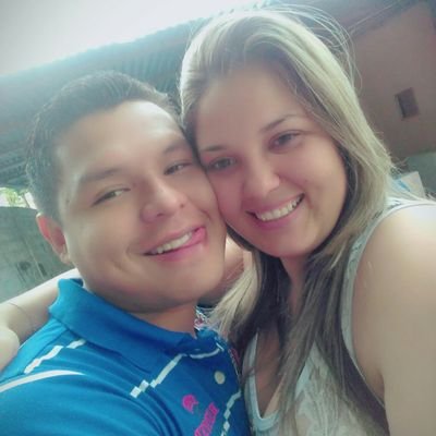 yorlett1712's profile picture. Mil Bendiciones