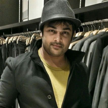 IAnkurShukla's profile picture. 