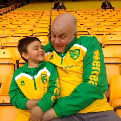 Life long Norwich City fan season ticket holder and Proud Grandad to Peter #OTBC 🌈
