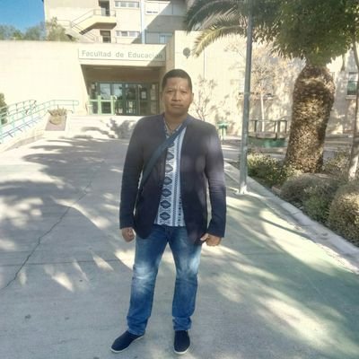 EnderCastellon's profile picture. Máster en Dirección en Recursos Humanos, Máster en Investigación e Innovación educativa, Técnico en desarrollo Social, Profesor de educ. Básica.