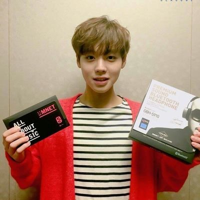 boy_jihoon's profile picture. 현재 고정픽 박지훈 배진영 라이관린 안형섭 이의웅 켄타 홍은기 최민기