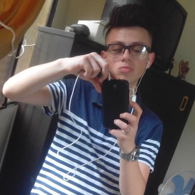 Fanatico  De La Formula 1 Y El Deporte Motor.
Hincha De Real  Madrid #Influenciador