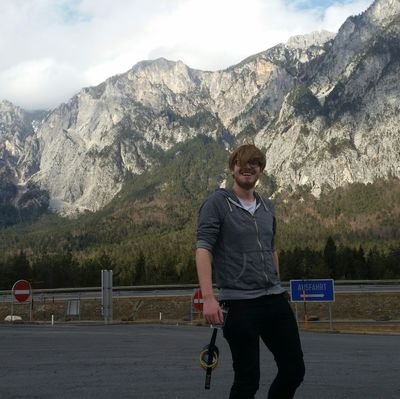 rossdrawsstuff's profile picture. ?!

Idea dispenser at @chaostheoremllc