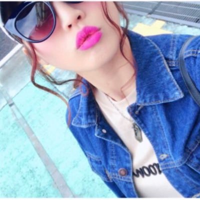 バイナリー垢🌻主に自営と投資で生活してます^^✌️やりたい事は我慢しない😳🎶夢は沢山あります(^^)v裁量トレード❗️トレーダー仲間募集💹アドバイザー☆相談質問まで何でもDMどうぞ(*´∀`)♪