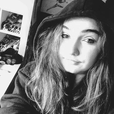 MyukiItsune's profile picture. Temps électriques.