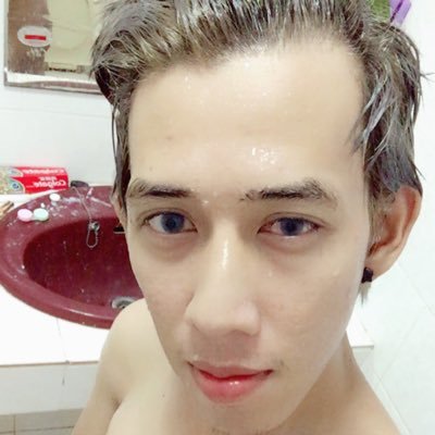 0ujeMsoLDdb7HVK's profile picture. 