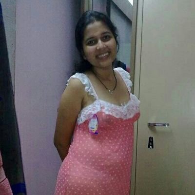 AnkitaDixit394's profile picture. Police officers wife newly married लेकिन जब लोगो को 6–6 महीने में मीना होता है तो शादी क्यो करते हैं यह में अकेले तन्हा