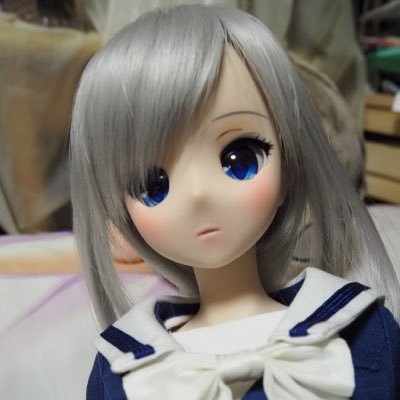 娘(ドール)専用のアカウントになっています。スマートドール、DD、DDS、MDD、アゾン、ＳＤなど、娘たちと暮らしております。よその可愛い子を見るのも好きです。チキンなんで自分からは声掛けれませんが、よろしくお願いします。
娘達を気に入ってくれたのなら、フォロー等はご自由に。