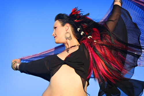 ShimmySpirit's profile picture. gothic ritual bellydancing & black belt Mommy
Counselor 
 http://t.co/FPc23aco