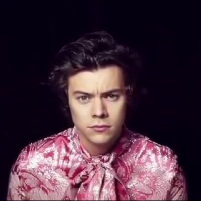 pinkhucci's profile picture.