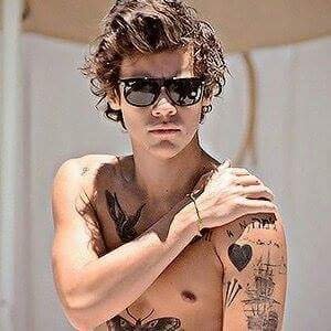 zquad e Directioner❤shippo larry e ziam,Rts e fav ajuda na divulgaçao obrigada❤...bjus da Juh❤